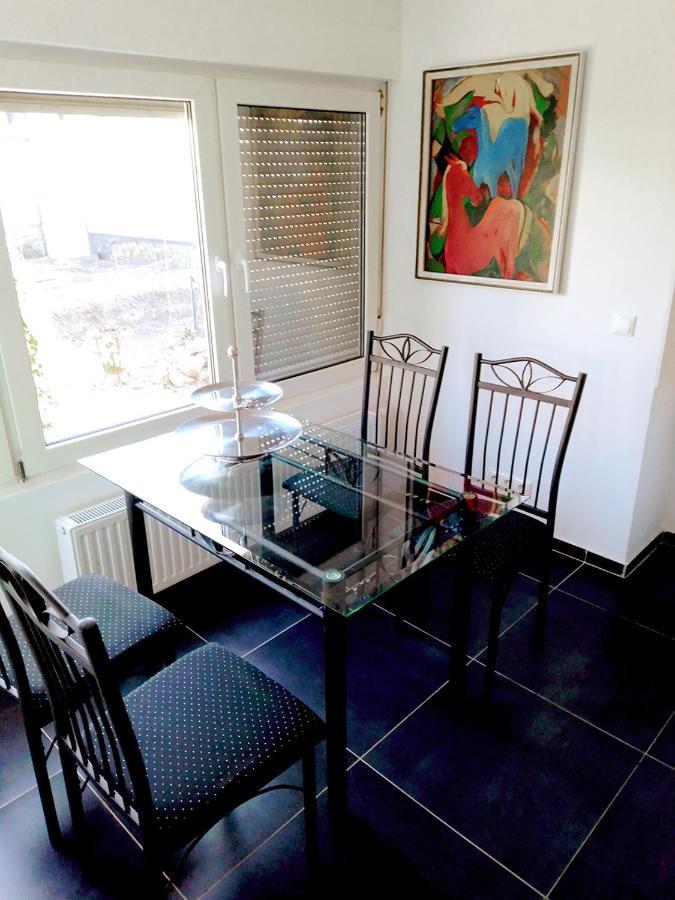 Ruhige Zentrale Lage In Bad Honnef Appartement Buitenkant foto